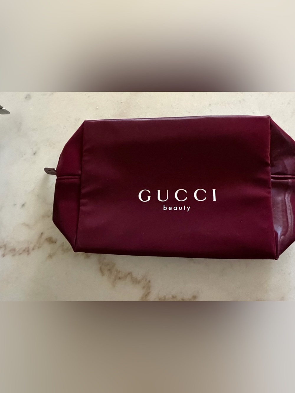 New! Gucci Beauty  Makeup Bag Travel Pouch Clutch  with zipper ~ Burgundy